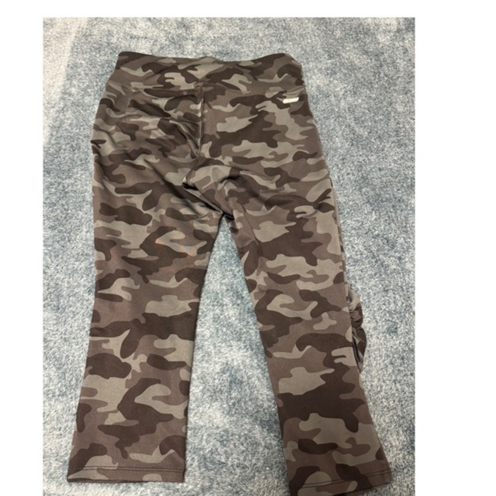 Danskin Now Camo Leggings Size S (4–6) Black Soot Combo‎ Fitted Yoga Pants